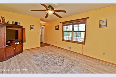  320 Ramblebush Road, Stroudsburg, PA 18360 - Photo 11