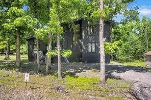 2044 Candlewood Dr, East Stroudsburg, PA 18301 - Photo 1