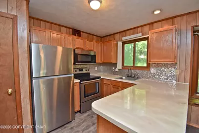  148 Manchester Drive, Bushkill, PA 18324 - Photo 11