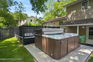 1032 Forest Dr, Stroudsburg, PA 18360 - Photo 7