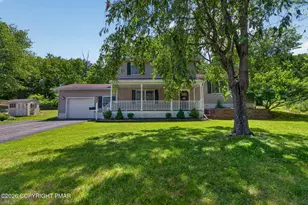 1032 Forest Dr, Stroudsburg, PA 18360 - Photo 5
