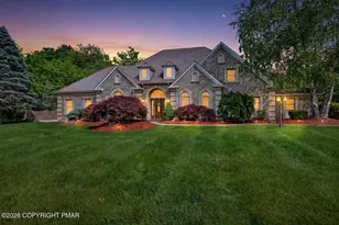 2134 Fox Run Rd, Stroudsburg, PA 18360 - Photo 3