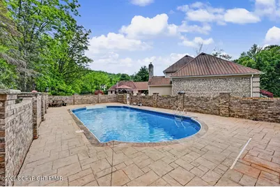  2134 Fox Run Road, Stroudsburg, PA 18360 - Photo 11
