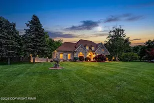 2134 Fox Run Rd, Stroudsburg, PA 18360 - Photo 9