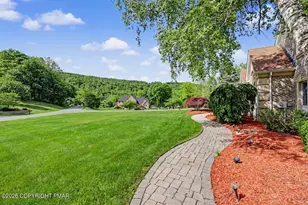 2134 Fox Run Rd, Stroudsburg, PA 18360 - Photo 5