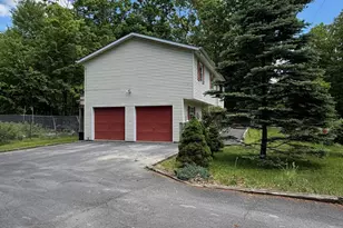 2127 Faratol Rd, East Stroudsburg, PA 18302 - Photo 3