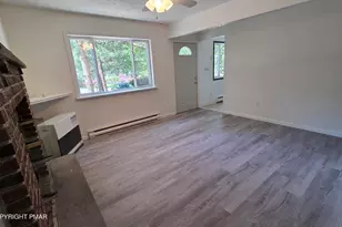 8232 Sunset Dr, Tobyhanna, PA 18466 - Photo 11