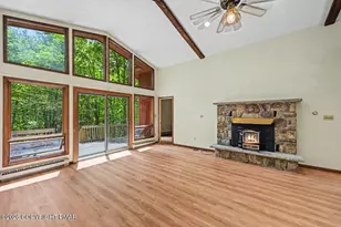 149 Cardinal Dr, Covington Township, PA 18424 - Photo 13