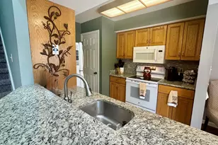 25 Midlake Dr, Lake Harmony, PA 18624 - Photo 9
