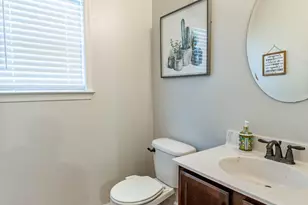 2140 Eagles Landing Dr, Nazareth, PA 18064 - Photo 25