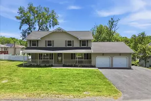 5562 Franklin Hill Rd, East Stroudsburg, PA 18301 - Photo 1