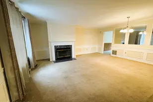 124 Eaglesmere Cir, East Stroudsburg, PA 18301 - Photo 3