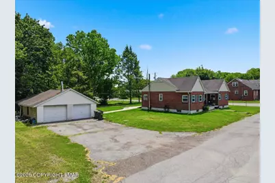  6409 4th Avenue, Bangor, PA 18013 - Photo 7