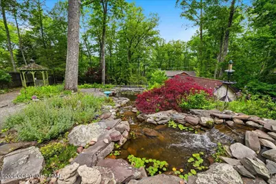  315 W Gate Road, Buck Hill Falls, PA 18323 - Photo 37
