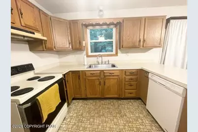  112 Sawkill Meadow Lane, Milford, PA 18337 - Photo 9
