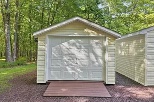 139 Birch Dr, Blakeslee, PA 18610 - Photo 43
