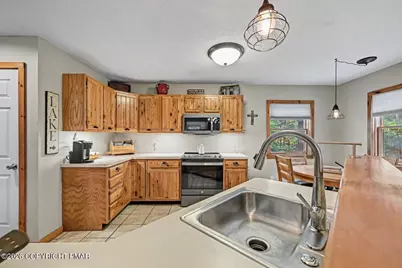  120 Mooncreek Lane, Pocono Pines, PA 18350 - Photo 23