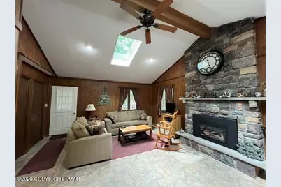 10 Tamarack Drive, Gouldsboro, PA 18424 - Photo 5