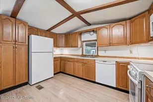 309 Harry Ln, Stroudsburg, PA 18360 - Photo 19