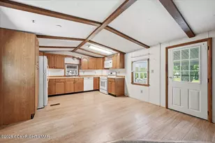 309 Harry Ln, Stroudsburg, PA 18360 - Photo 17