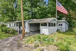 309 Harry Ln, Stroudsburg, PA 18360 - Photo 9
