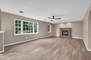 8913 Deerfield Rd, Tobyhanna, PA 18466 - Photo 7
