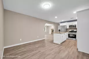8913 Deerfield Rd, Tobyhanna, PA 18466 - Photo 11