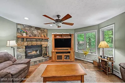  6102 Lakeview Drive, Pocono Pines, PA 18350 - Photo 15