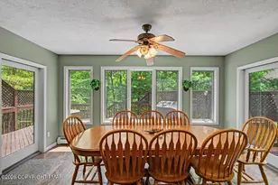 6102 Lakeview Dr, Pocono Pines, PA 18350 - Photo 19