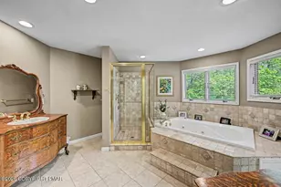 6102 Lakeview Dr, Pocono Pines, PA 18350 - Photo 31