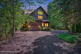 6102 Lakeview Dr, Pocono Pines, PA 18350 - Photo 1