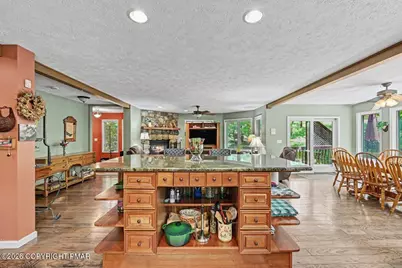  6102 Lakeview Drive, Pocono Pines, PA 18350 - Photo 11