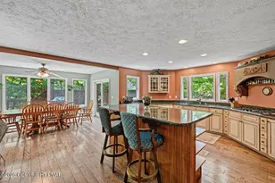 6102 Lakeview Dr, Pocono Pines, PA 18350 - Photo 11