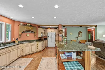  6102 Lakeview Drive, Pocono Pines, PA 18350 - Photo 17