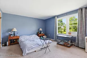 36 Deerfield Dr, Mount Pocono, PA 18344 - Photo 15