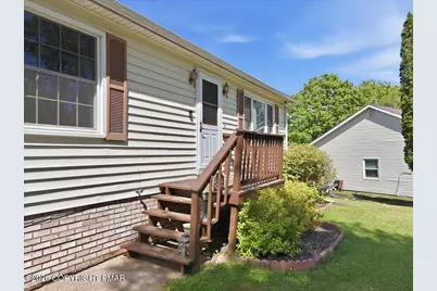  36 Deerfield Drive, Mount Pocono, PA 18344 - Photo 3