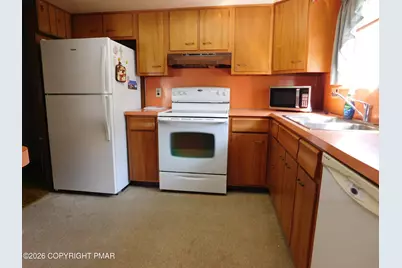  114 Cumberland Avenue, Tamaqua, PA 18252 - Photo 9