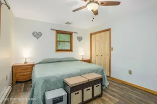1430 N Rocky Mountain Dr, Effort, PA 18330 - Photo 7