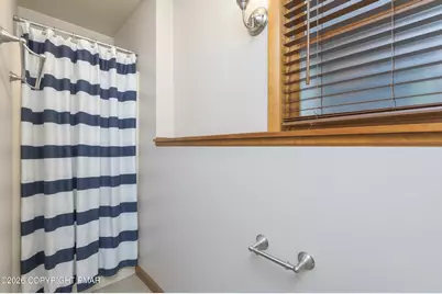  1430 N Rocky Mountain Drive, Effort, PA 18330 - Photo 15