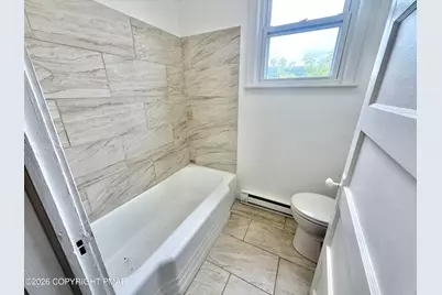  309-311 E E Ridge Street, Lansford, PA 18232 - Photo 13