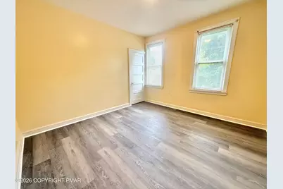  309-311 E E Ridge Street, Lansford, PA 18232 - Photo 17