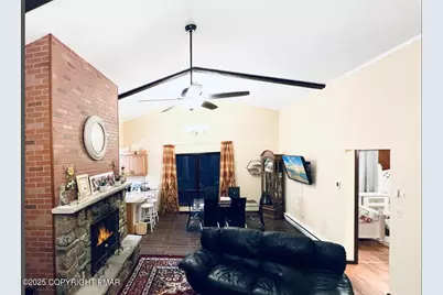  149 Livingston Lane, Gouldsboro, PA 18424 - Photo 9