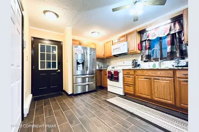  149 Livingston Lane, Gouldsboro, PA 18424 - Photo 11