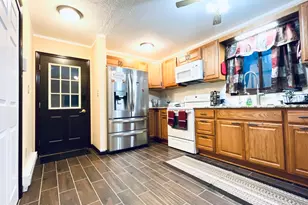 149 Livingston Ln, Gouldsboro, PA 18424 - Photo 11