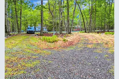  19 Livingston Lane, Gouldsboro, PA 18424 - Photo 3