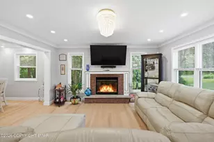 284 Mary St, East Stroudsburg, PA 18301 - Photo 7