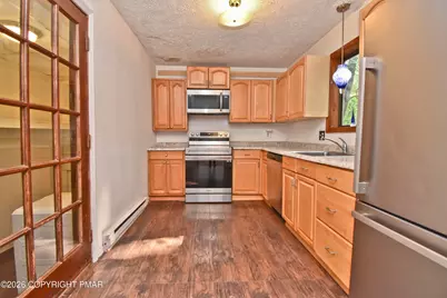  2059 Candlewood Drive, East Stroudsburg, PA 18301 - Photo 11