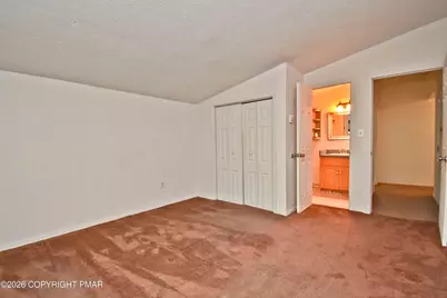  2059 Candlewood Drive, East Stroudsburg, PA 18301 - Photo 23