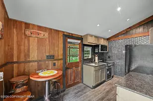 2132 Penny Ln, Pocono Pines, PA 18350 - Photo 15
