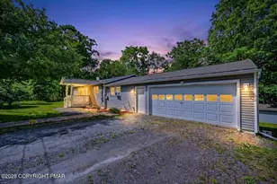 111 Upper Grandview Rd, Cresco, PA 18326 - Photo 5